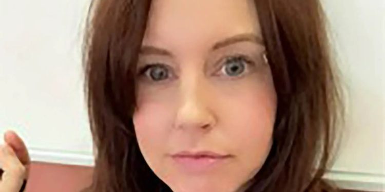 primary-school-worker-called-girl,-12,-‘sl*g’-&-‘stupid-wh***’-in-vile-snapchats-–-the-sun