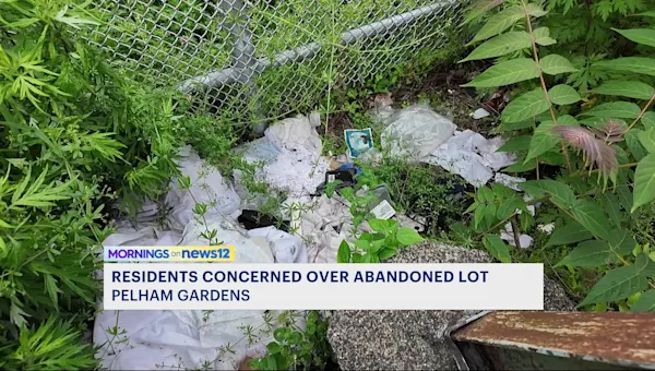 abandoned-lot-filled-with-trash-in-the-bronx-concerns-community