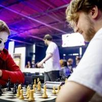 gaming-fans-bring-electric-energy-to-rotterdam-as-twitchcon-arrives-–-ncwlife.com