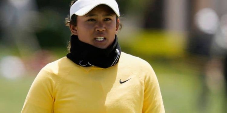 amari-avery-has-to-borrow-a-friend’s-clubs-and-still-manages-to-make-cut-in-the-us.-…