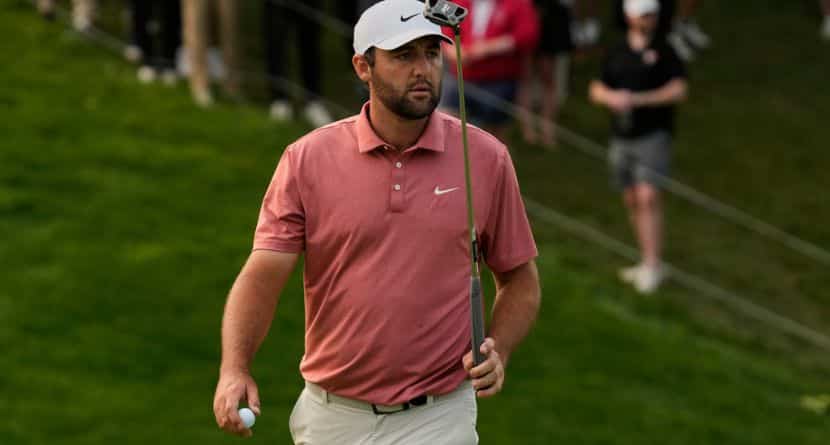 scottie-scheffler-has-flawless-card-and-surges-into-lead-at-the-memorial