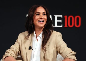how-meghan-markle-has-unleashed-herself-on-instagram-–-town-&-country-magazine