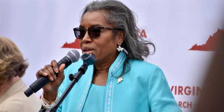earle-sears-dodges-question-on-campaigning-with-the-ticket-–-virginia-scope