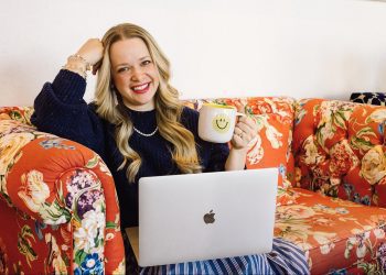 mom’s-facebook-side-hustle-grew-from-$1k-to-$275k-a-month-|-entrepreneur