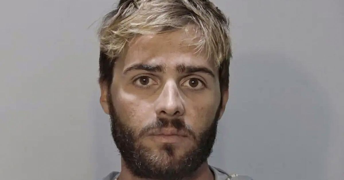 sailor-charged-after-‘revenge’-killing-of-shark-posted-in-gory-snapchat-video-–-daily-star