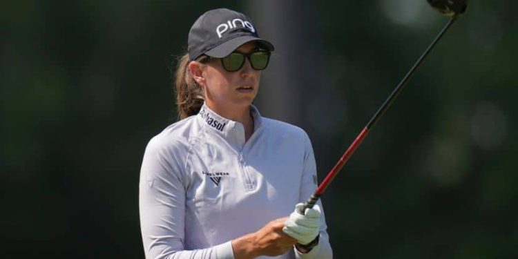 elizabeth-szokol,-ilhee-lee-shoot-62s-to-share-the-lead-in-the-shoprite-lpga-classic