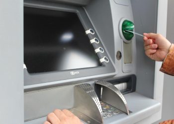 police-warning-amid-more-than-100-atm-thefts-across-watford-and-nearby