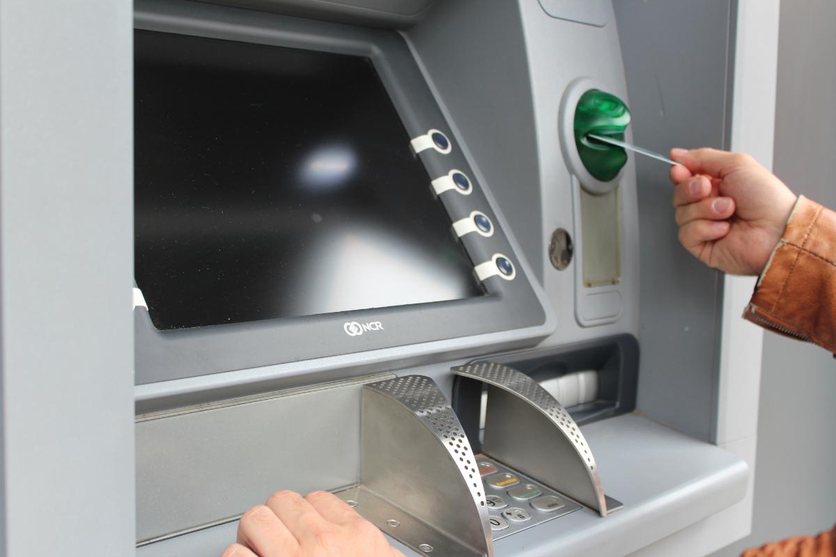 police-warning-amid-more-than-100-atm-thefts-across-watford-and-nearby