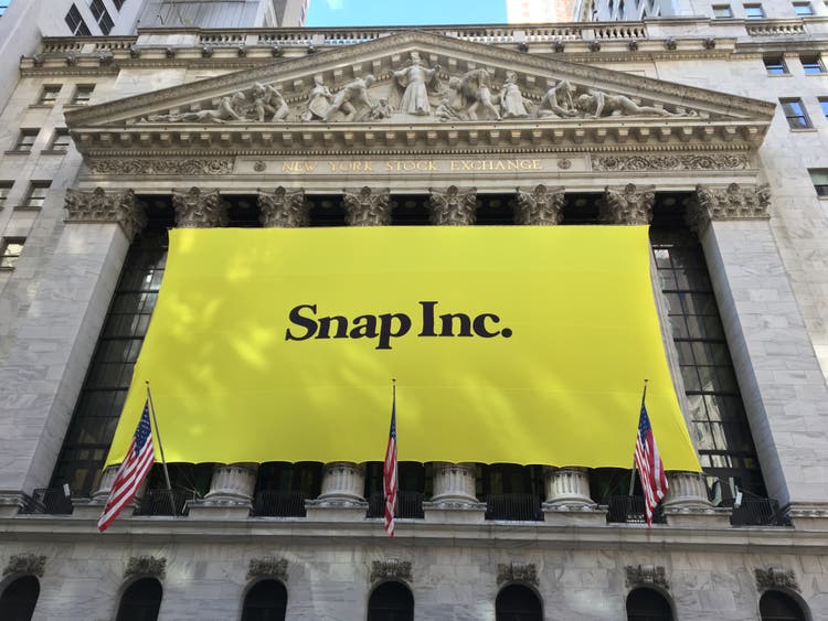 snapchat-parent-to-launch-ar-glasses-‘specs’-in-2026-(snap:nyse)-|-seeking-alpha