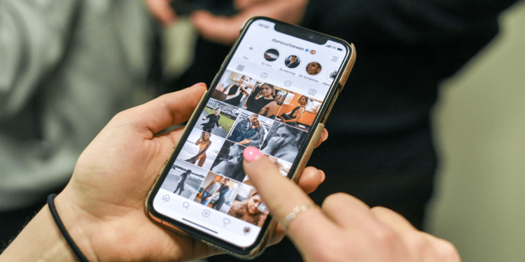instagram-will-soon-let-you-edit-your-grid-–-lifehacker