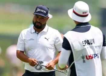 a-perfect-start:-jj.-spaun-had-the-round-of-his-life-and-made-some-history-to-get-the-…