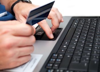 police-warn-‘never-send-a-deposit’-for-facebook-marketplace-item
