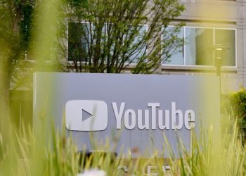 youtube-ceo-reveals-‘sunday-ticket’-is-bringing-down-the-age-of-nfl-audience