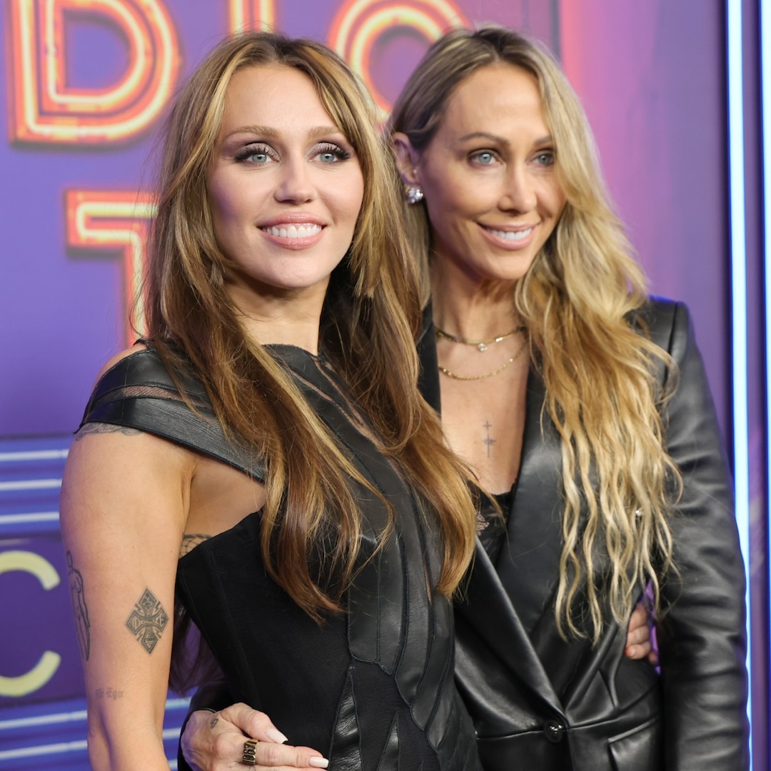 miley-cyrus-playfully-calls-out-mom-tish-cyrus-over-unfollowing-her-on-instagram