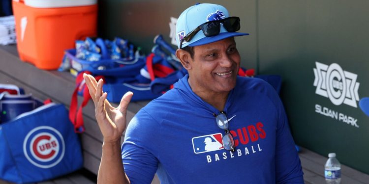 sosa-returns-to-wrigley-field-for-1st-time-in-over-20-years-|-thescore.com