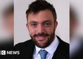 former-pembrokeshire-councillor-banned-after-racist-voice-note-–-bbc