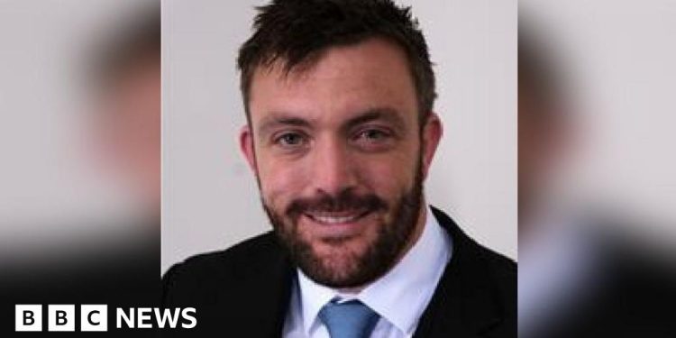 former-pembrokeshire-councillor-banned-after-racist-voice-note-–-bbc