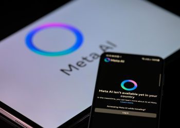 facebook-is-asking-to-use-meta-ai-on-photos-in-your-camera-roll-you-haven’t-yet-shared