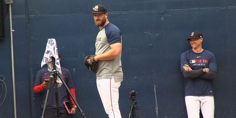 covering-the-bases-with-woosox-reliever-austin-adams-–-spectrum-news