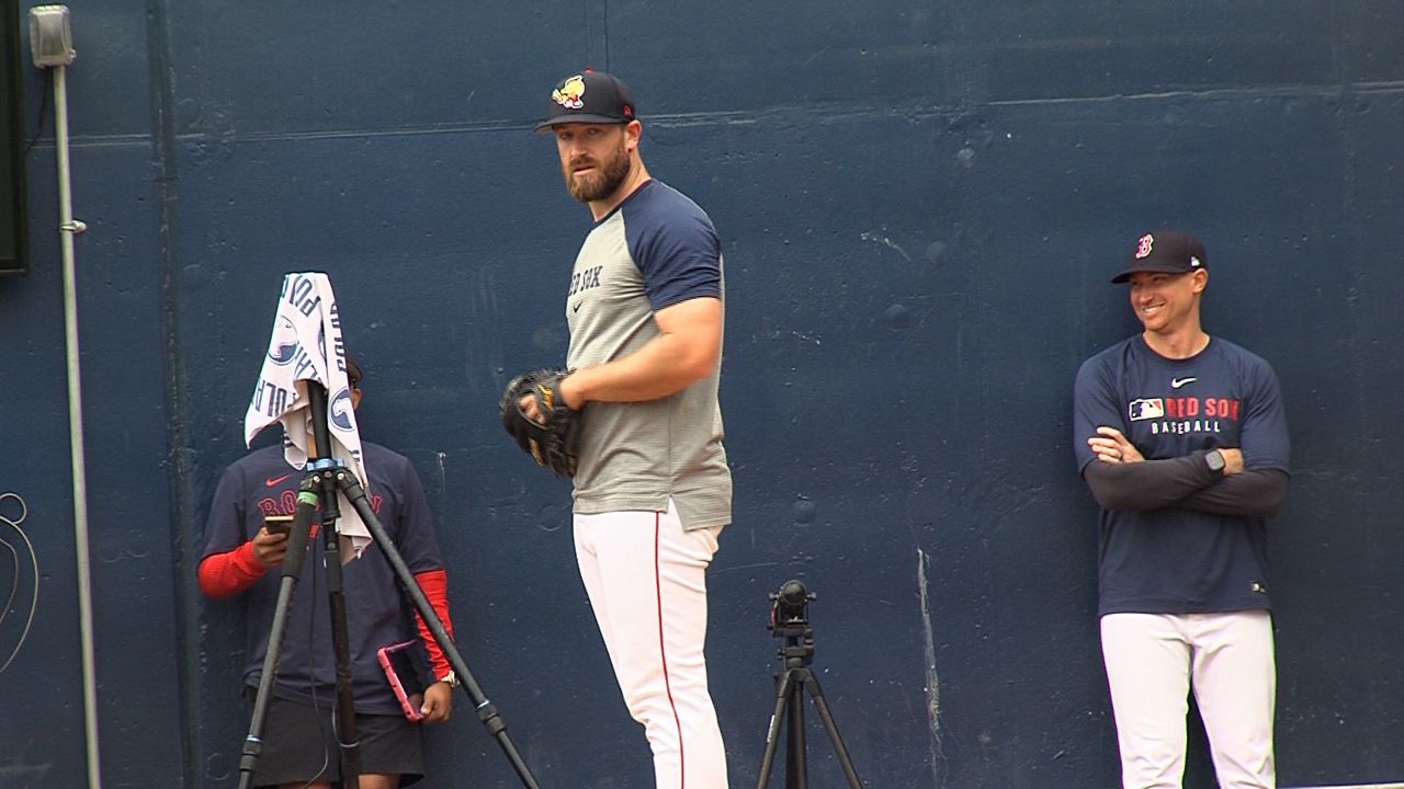 covering-the-bases-with-woosox-reliever-austin-adams-–-spectrum-news