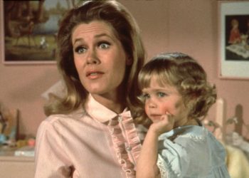 50-years-later,-bewitched’s-beloved-witch:-here’s-what-samantha’s-daughter-looks-like