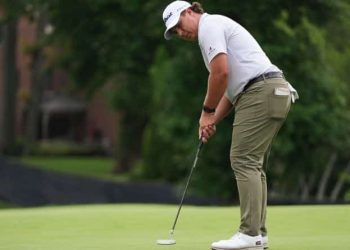 aldrich-potgieter,-pga-tour’s-youngest-player-and-biggest-hitter,-leads-rocket-classic-by-2-strokes