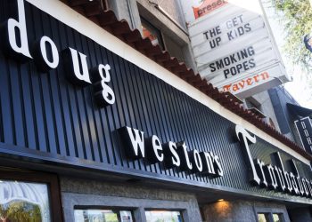 how-the-troubadour-keeps-its-indie-heart-beating-after-nearly-70-years:-‘we’re-all-kind-of-insane’