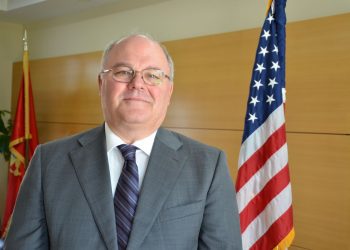 duguid-publishes-in-foreign-service-journal-–-news-–-illinois-state-university