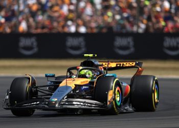 live:-f1-british-gp-updates-–-norris-quickest-from-leclerc-and-hamilton-in-fp2-–-autosport
