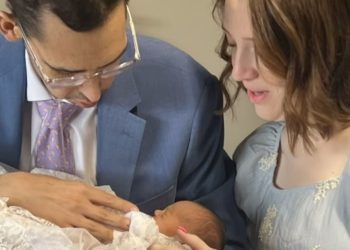 tanner-martin’s-newborn-daughter’s-outfit-honors-her-dad-at-his-funeral