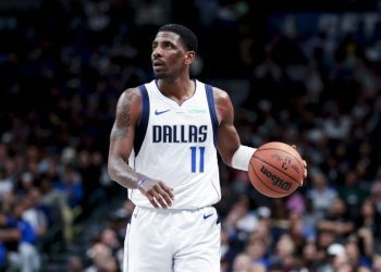 ‘we-miss-him-dearly’-—-kyrie-irving-made-a-vow-to-honor-kobe-bryant-with-special-shoe-…
