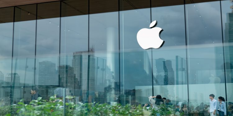 confirmed-–-apple-accuses-ex-engineer-of-stealing-vision-pro-secrets-and-handing-them-…