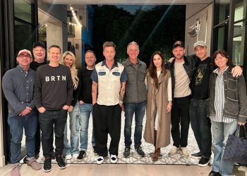 onerepublic-signs-first-new-record-deal-in-nearly-two-decades-–-billboard