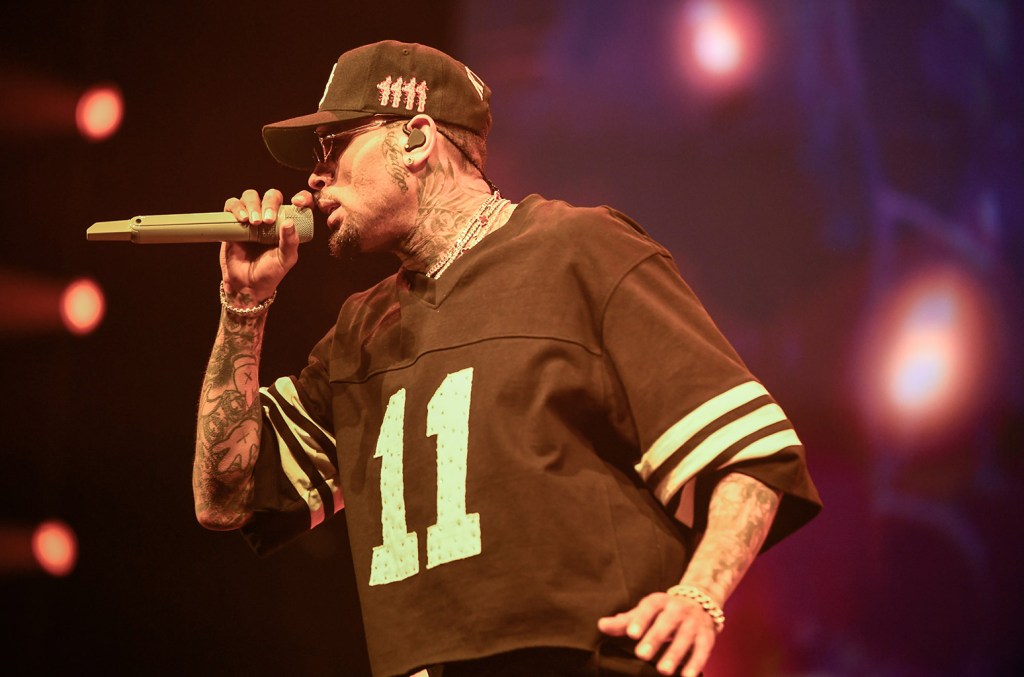 chris-brown-denies-further-charges-in-london-bottle-attack-case-–-billboard