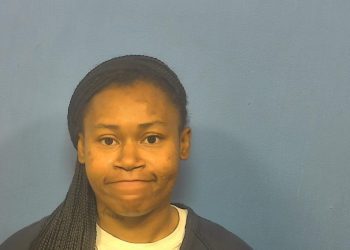 aurora-woman-threatened-employers-with-gun,-streamed-it-on-facebook,-prosecutors-say