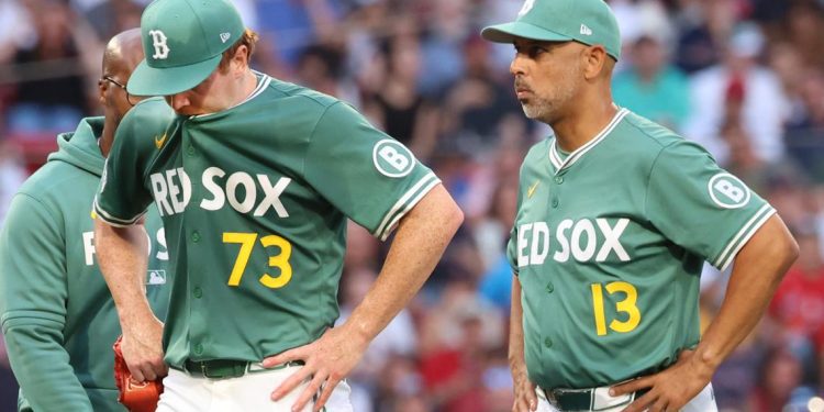 red-sox:-hunter-dobbins-says-he’s-done-for-season-after-tearing-acl-–-news-center-maine