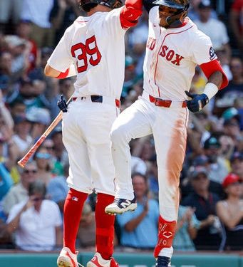 a-mix-of-youth-and-chemistry-has-red-sox-rolling-into-all-star-break-on-10-game-winning-streak