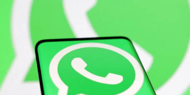 whatsapp-faces-outage,-users-unable-to-send-messages,-upload-statuses-|-india-news