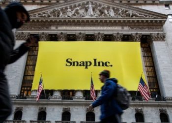 the-rise-and-innovations-of-snapchat-company-in-social-media-–-info-petite-nation