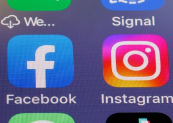 zuckerberg:-ai-increased-the-time-spent-on-facebook-and-instagram-in-q2-|-techcrunch
