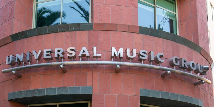 umg-revenue-grows-to-$3.38b-on-subscription-&-publishing-gains-as-physical,-merch-take-a-hit
