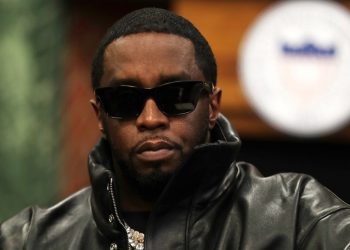diddy-must-stay-in-jail-until-sentencing,-feds-say:-‘defendant-poses-a-danger-to-others’