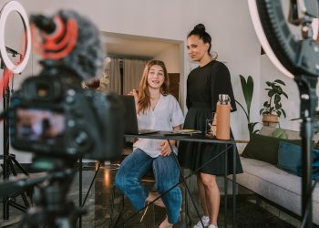 youtube-is-testing-instagram-style-collabs-–-engadget