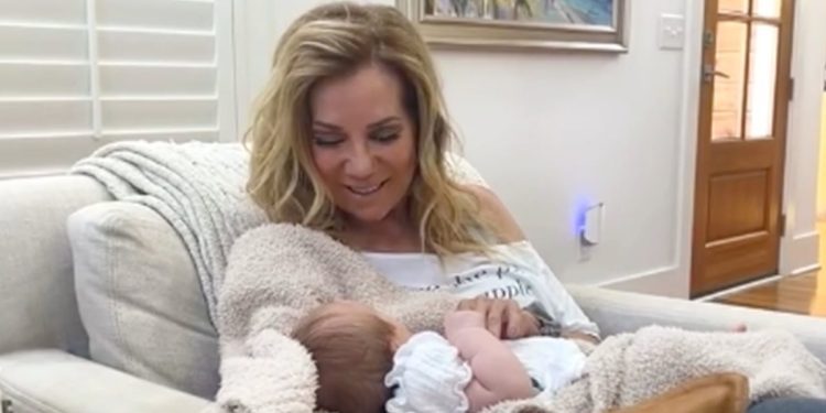 kathie-lee-gifford-sings-2-month-old-granddaughter-a-lullaby-in-sweet-video