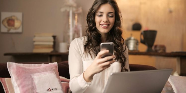 sponsored-love:-how-twitch-view-bots-are-changing-the-streaming-game