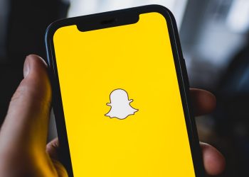 snapchat-(snap)-shares-fall-15%-on-worse-than-expected-q2-2025-earnings-results