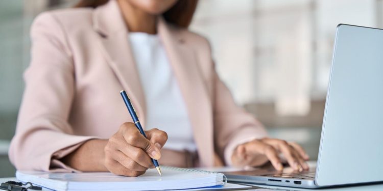 maximize-your-linkedin-reach-with-3-essential-components-of-every-post-–-forbes
