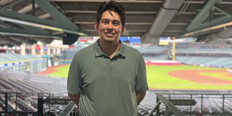 how-chapman-university-helped-launch-ethan-santana’s-(’25)-career-journey-with-the-…