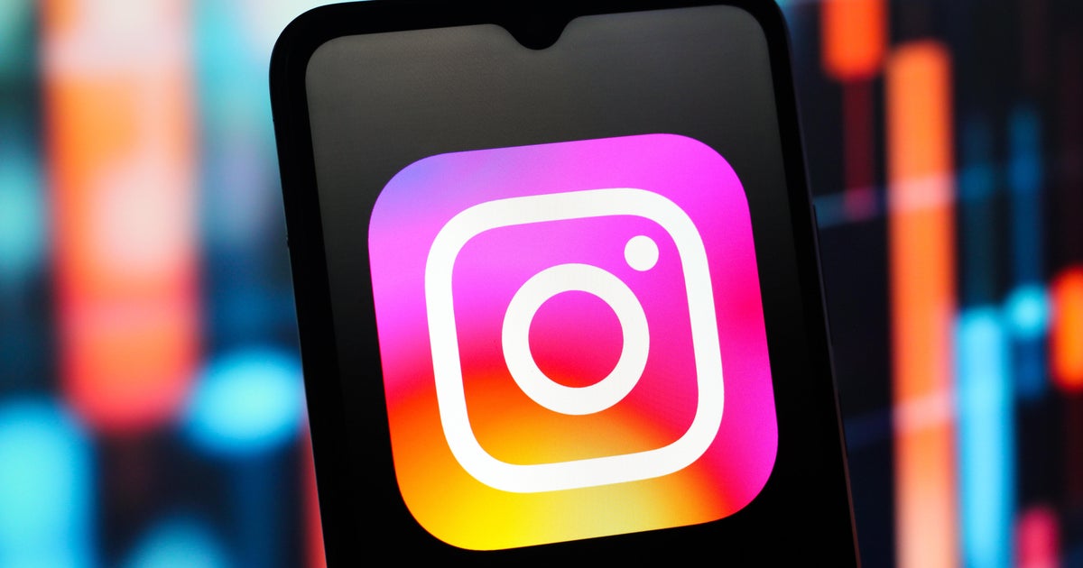 why-is-instagram’s-new-map-feature-controversial,-and-should-you-disable-it?-–-cbs-news