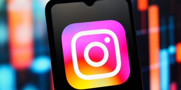 some-in-connecticut-express-concerns-over-new-instagram-map-update